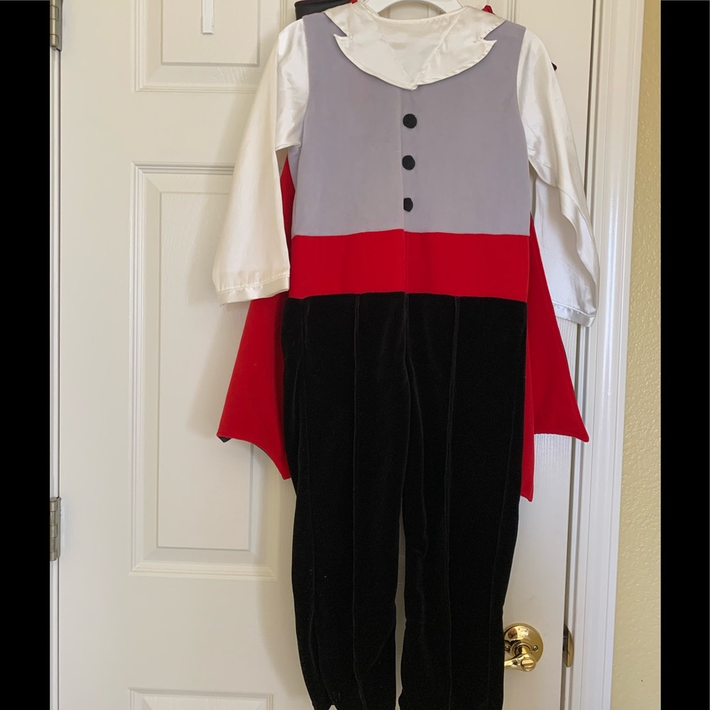 Boys vampire halloween costume